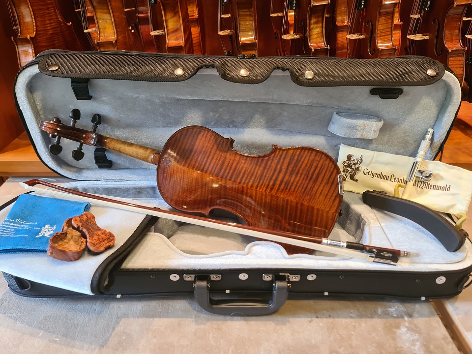 1/2 Violin-Set    ab 1.000,-- € - Set-001